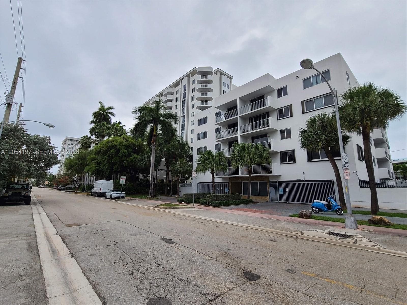 1605 Bay Rd # 206, Miami Beach FL 33139 photo 5