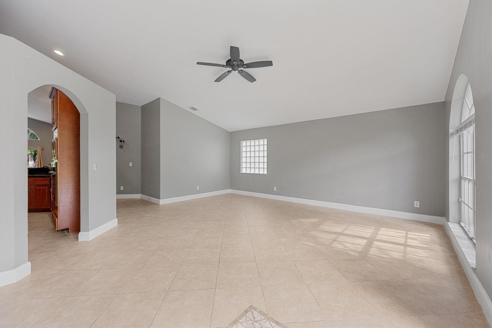 1851 Oak Berry Circle, Wellington FL 33414 photo 4