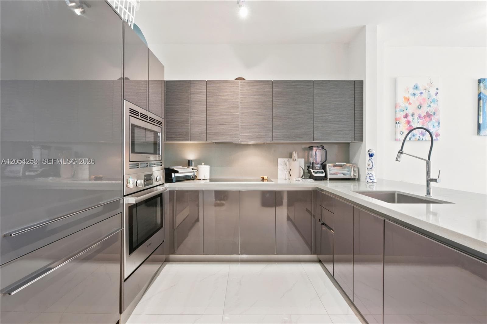 1080 Brickell Ave # 1607, Miami FL 33131 photo 4