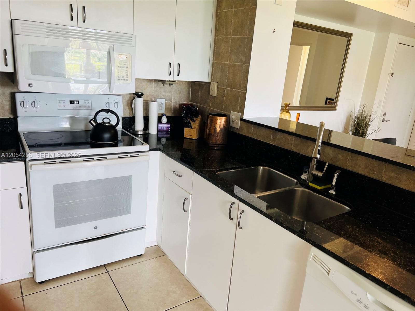 19801 E Country Club Dr # 4601, Aventura FL 33180 photo 3