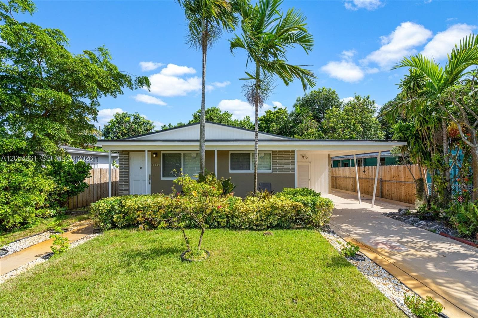 766 E 36th St, Hialeah FL 33013 photo 2