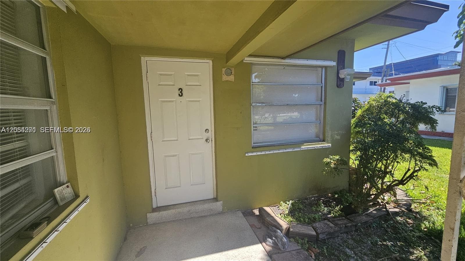 808 NE 10th St # 3, Hallandale Beach FL 33009 photo 4
