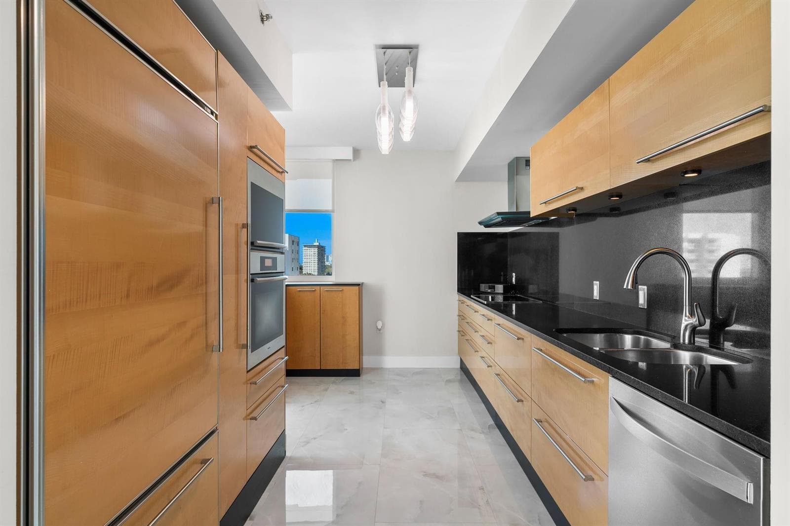 101 S Fort Lauderdale Beach Boulevard # 907, Fort Lauderdale FL 33316 photo 5