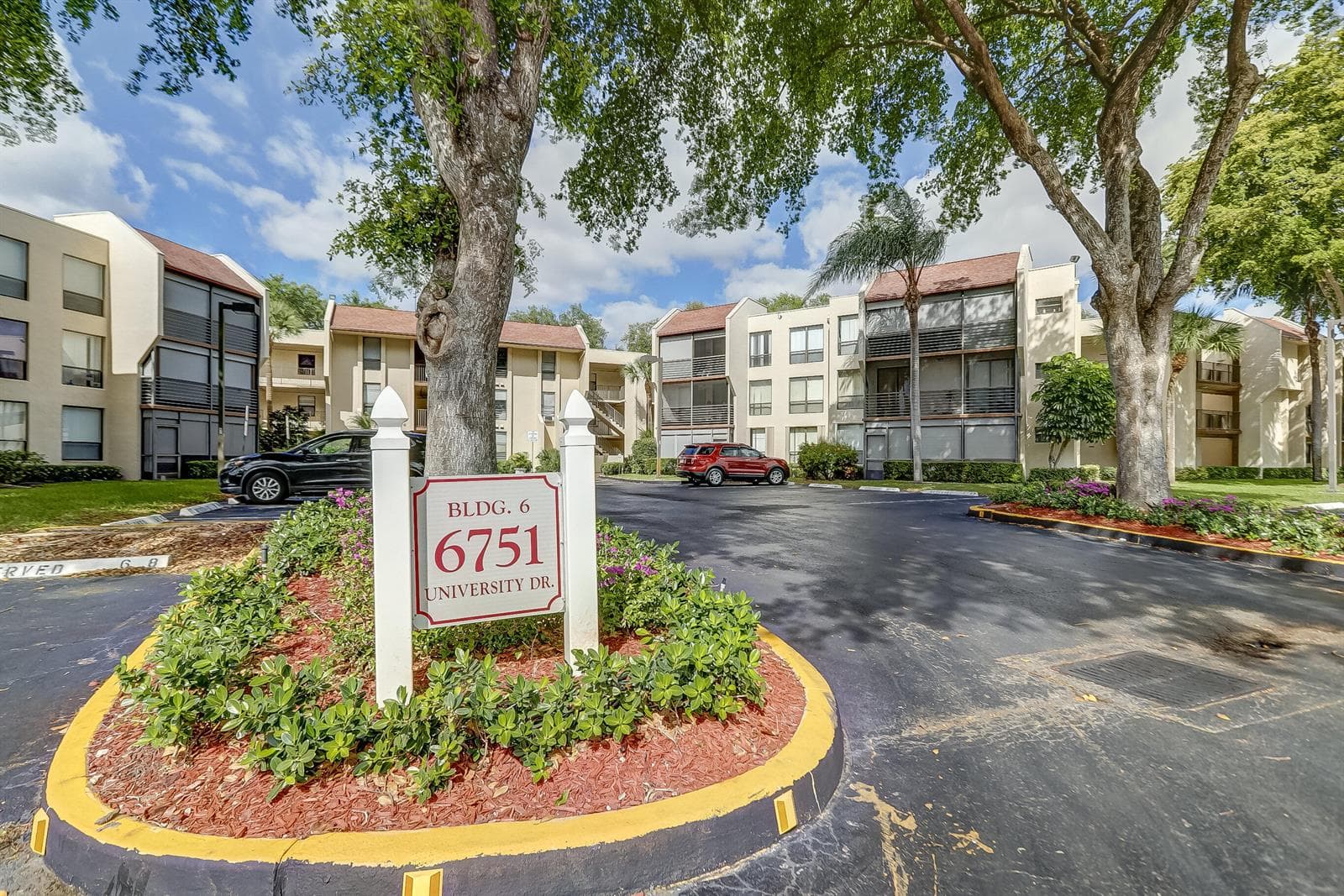 6751 N UNIVERSITY Drive # 302, Tamarac FL 33321 photo 2