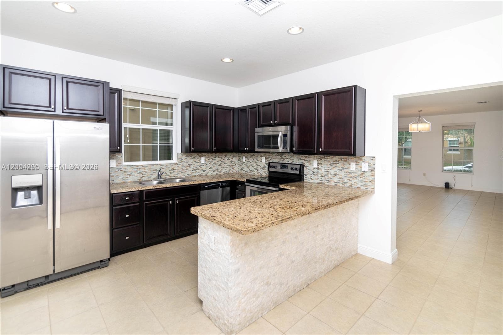 1510 SW 147th Ter, Pembroke Pines FL 33027 photo 3