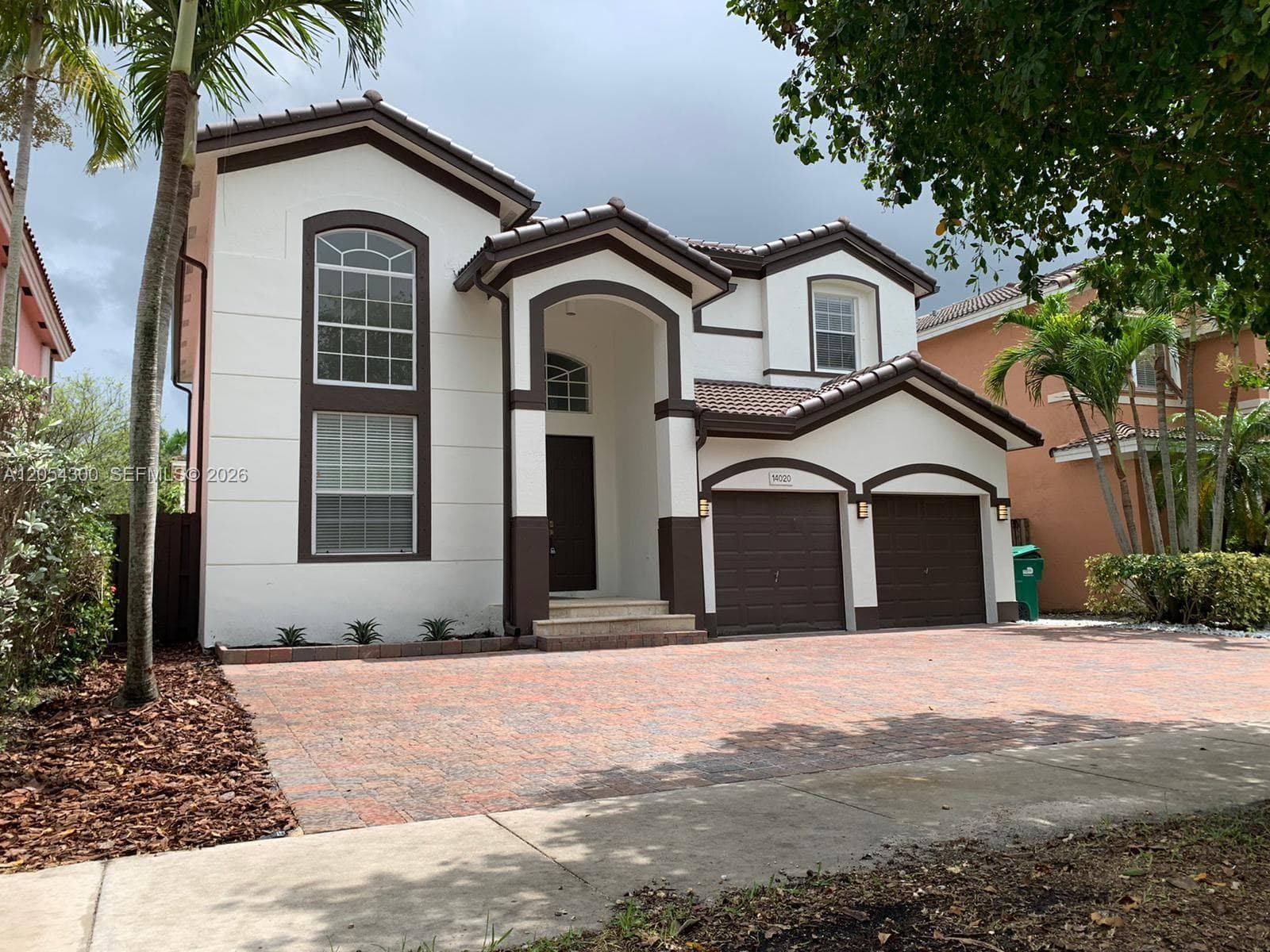 14020 SW 152nd Ter, Miami, FL 33177 photo 2
