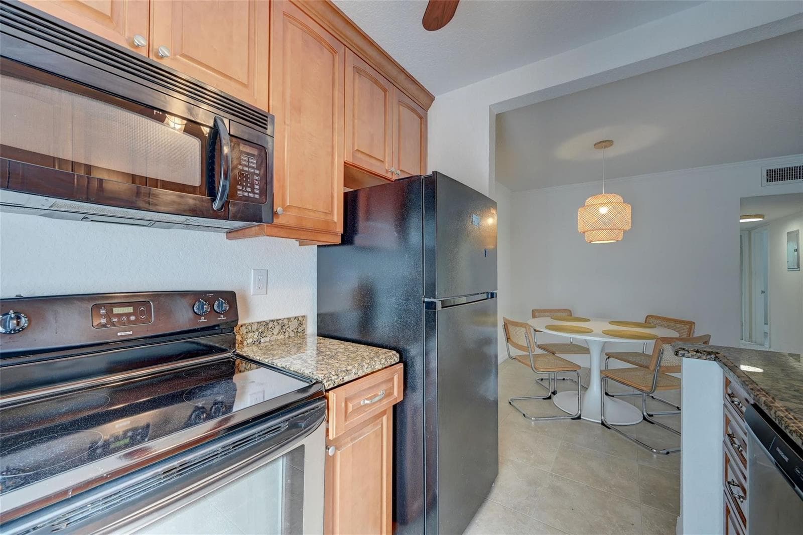 2020 NE 56TH Street # 204, Fort Lauderdale, FL 33308 photo 3