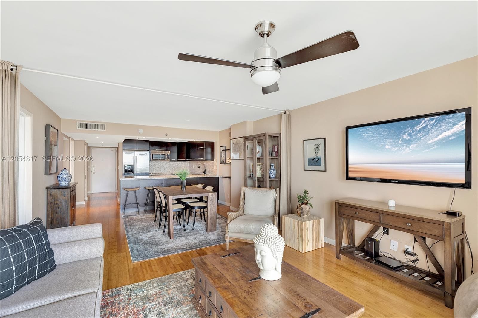 2625 Collins Ave # 1609, Miami Beach FL 33140
