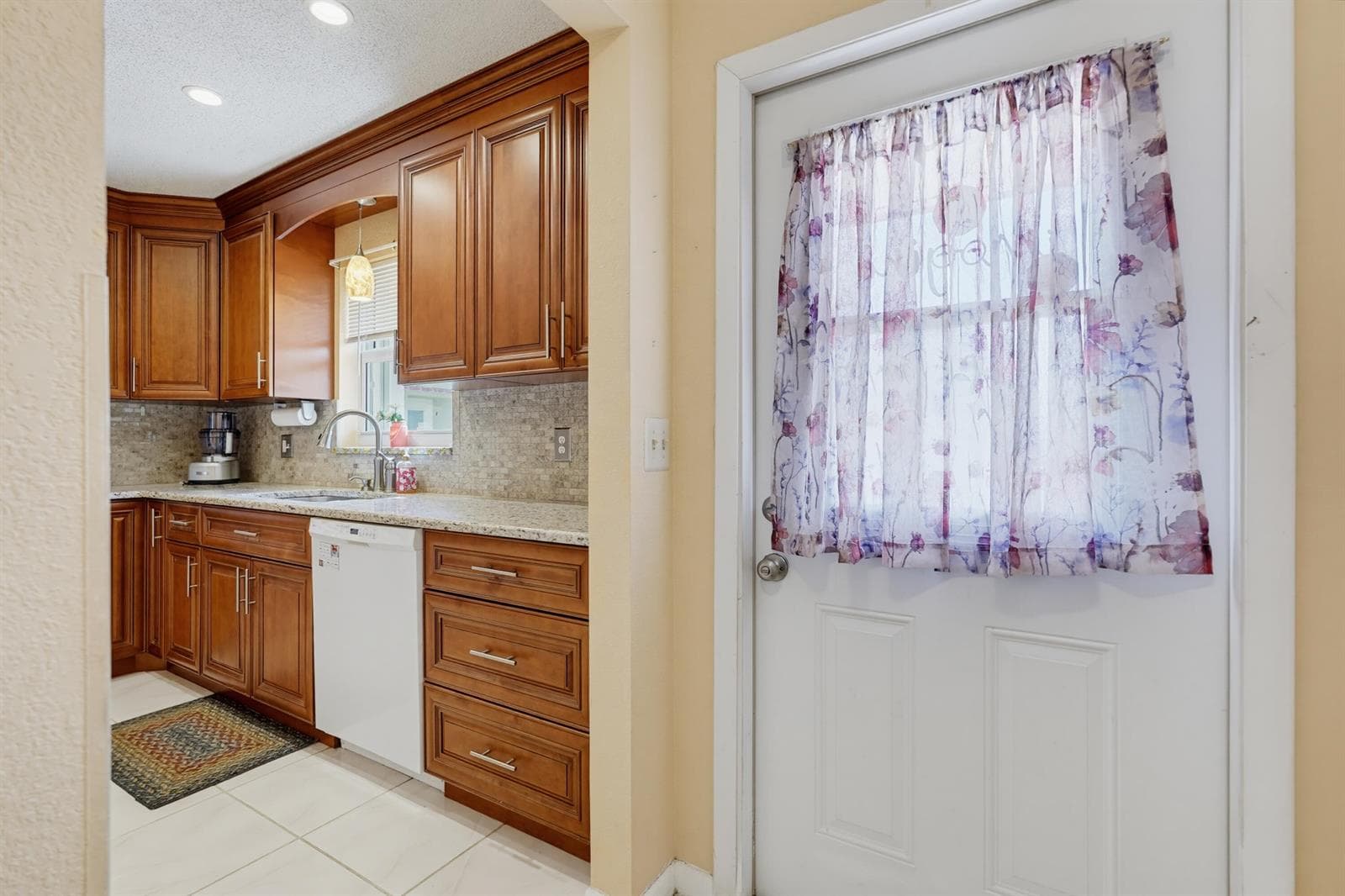 676 Laconia Circle # B, Lake Worth FL 33467 photo 5