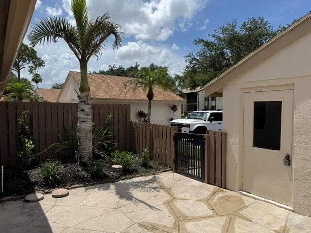 2084 SW SILVER PINE Way # B, Palm City FL 34990 photo 3
