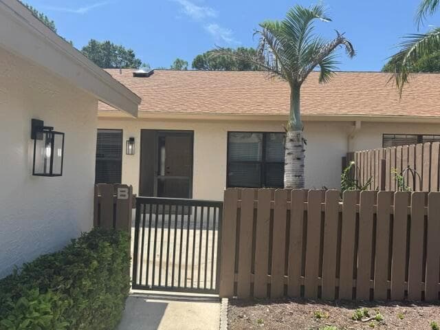 2084 SW SILVER PINE Way # B, Palm City FL 34990