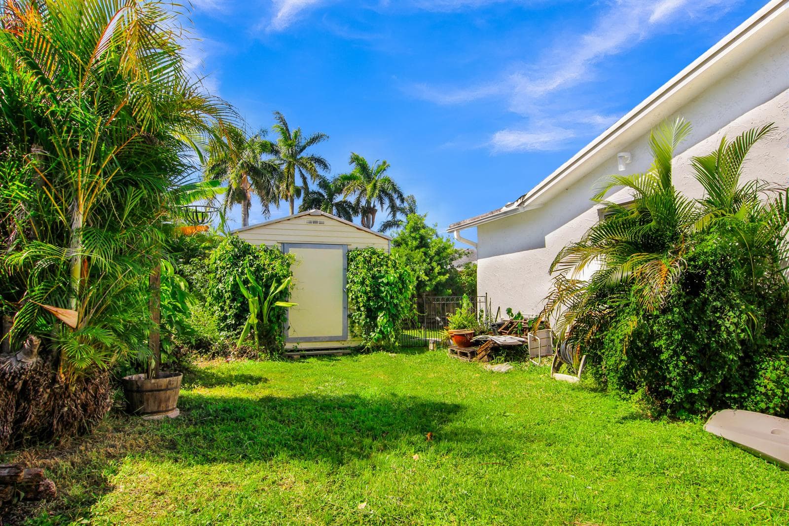 3079 Indian Trail, Lake Worth FL 33462 photo 4