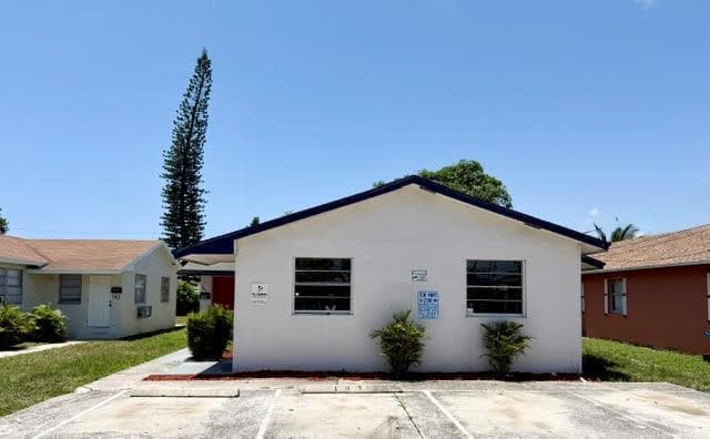 149 W 17th Street, Riviera Beach FL 33404 photo 2