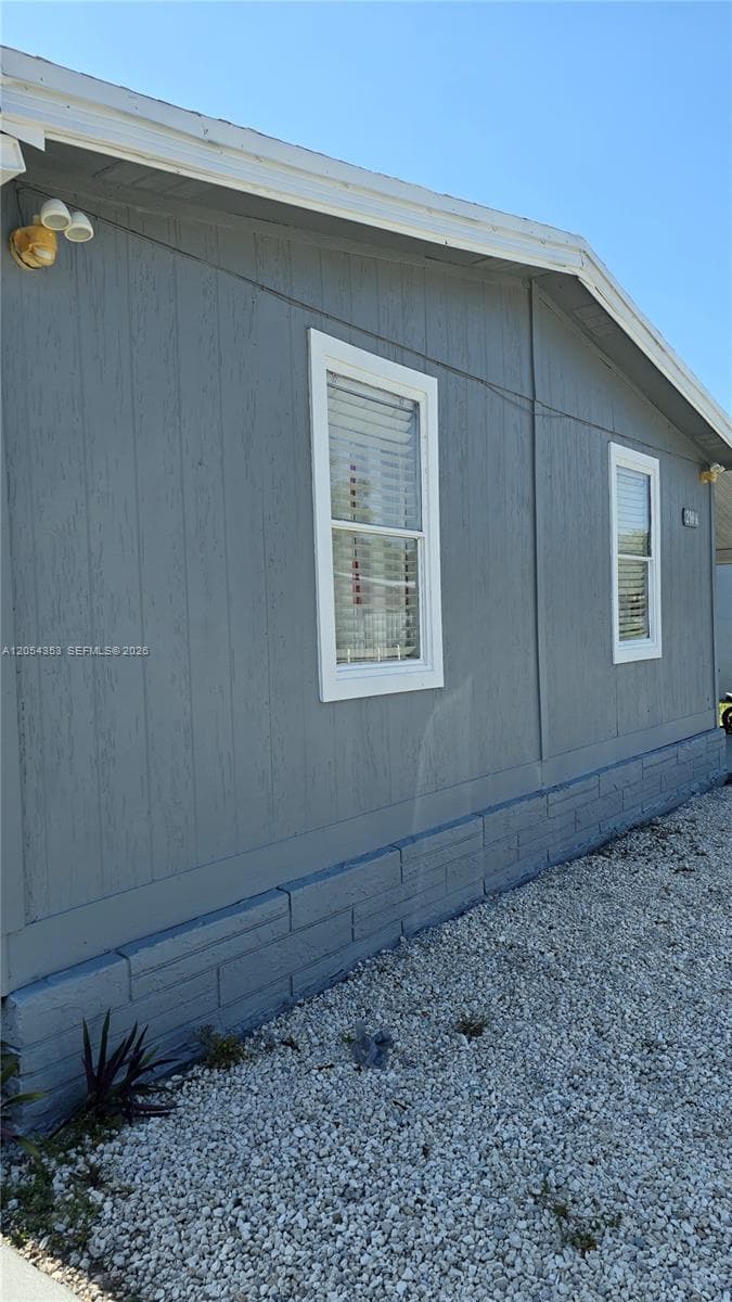 20016 NW 56 Ave, Miami Gardens FL 33055 photo 3