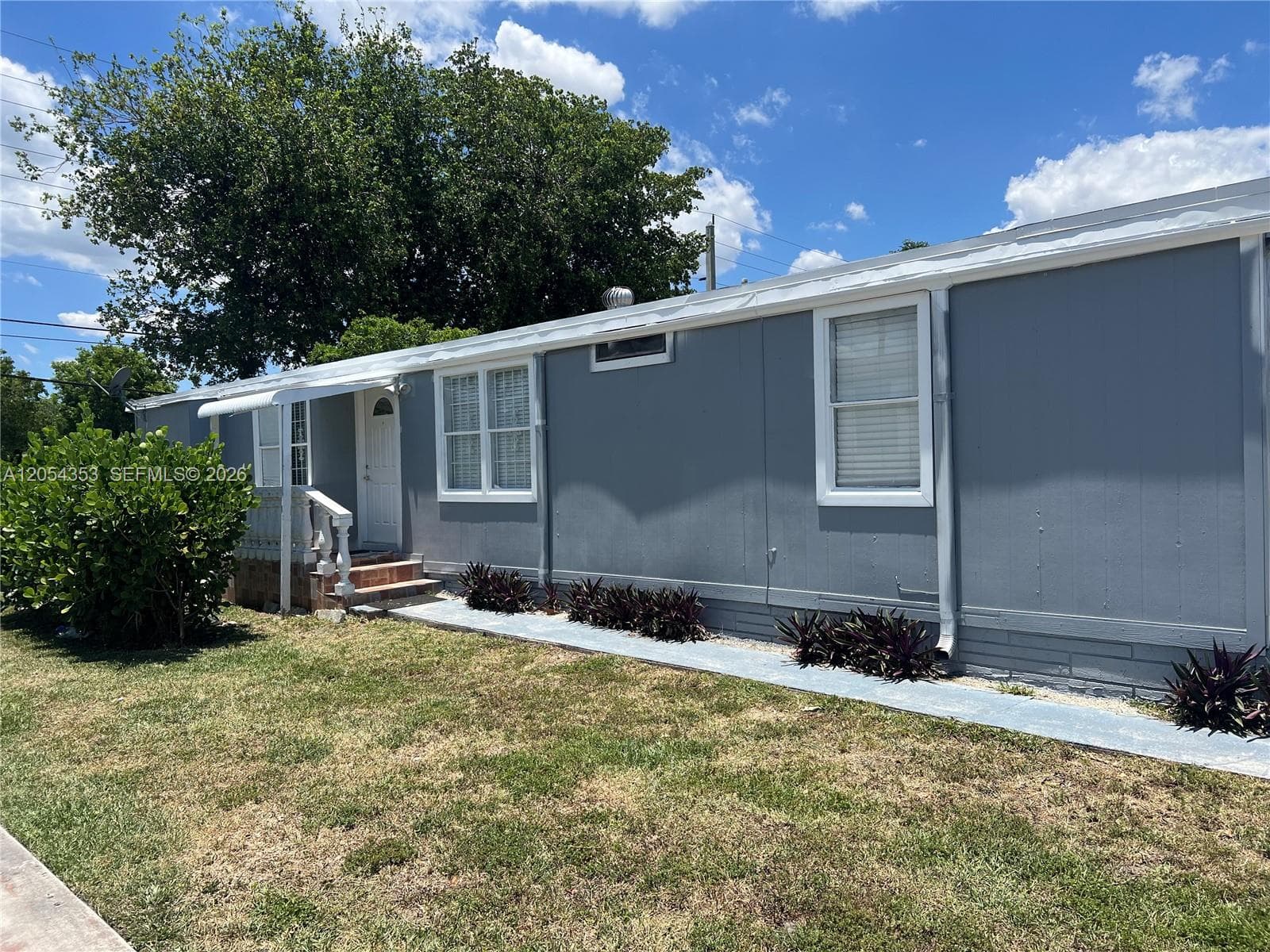 20016 NW 56 Ave, Miami Gardens FL 33055
