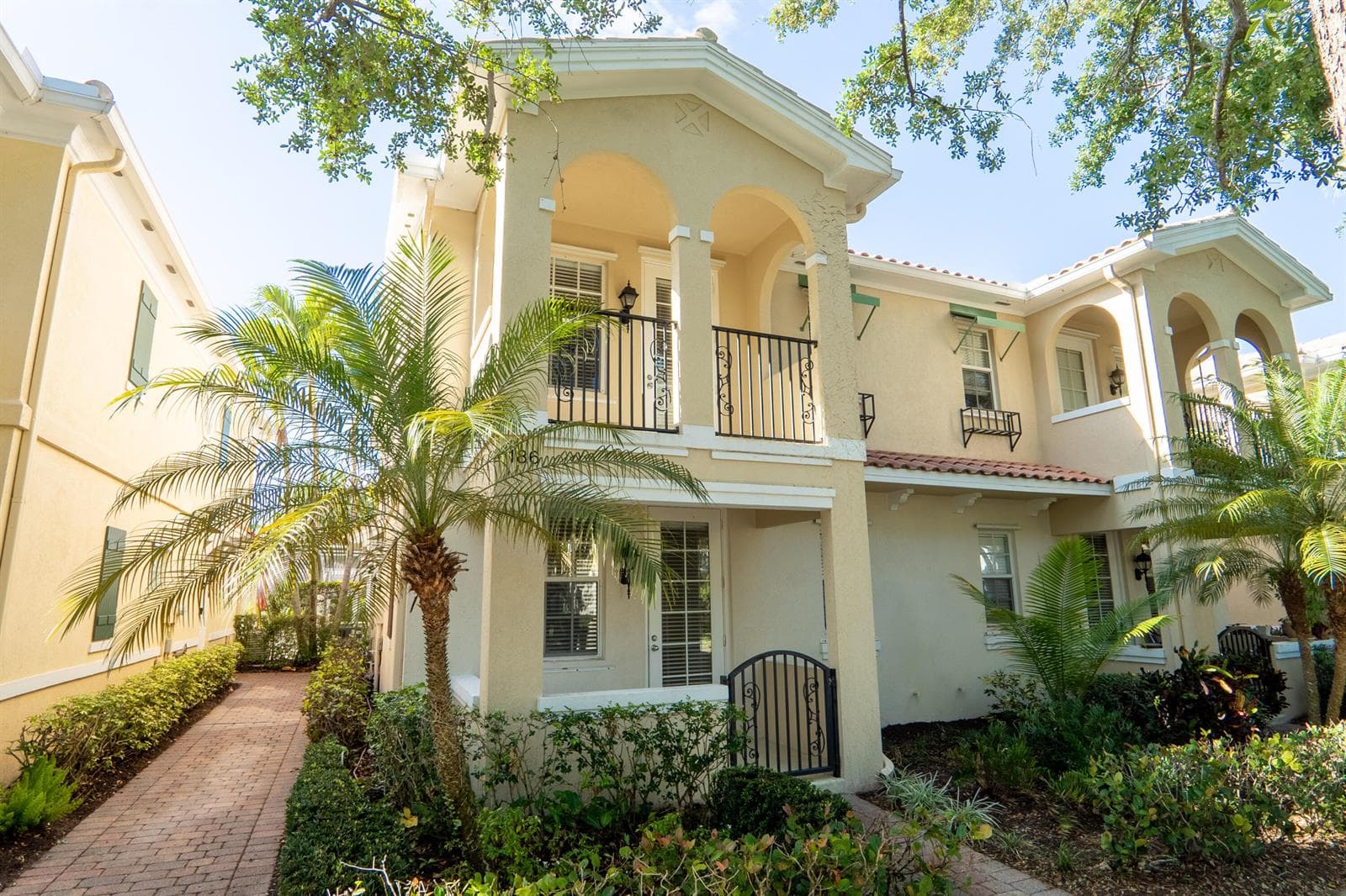 186 SORIANO Drive, Jupiter FL 33458 photo 2