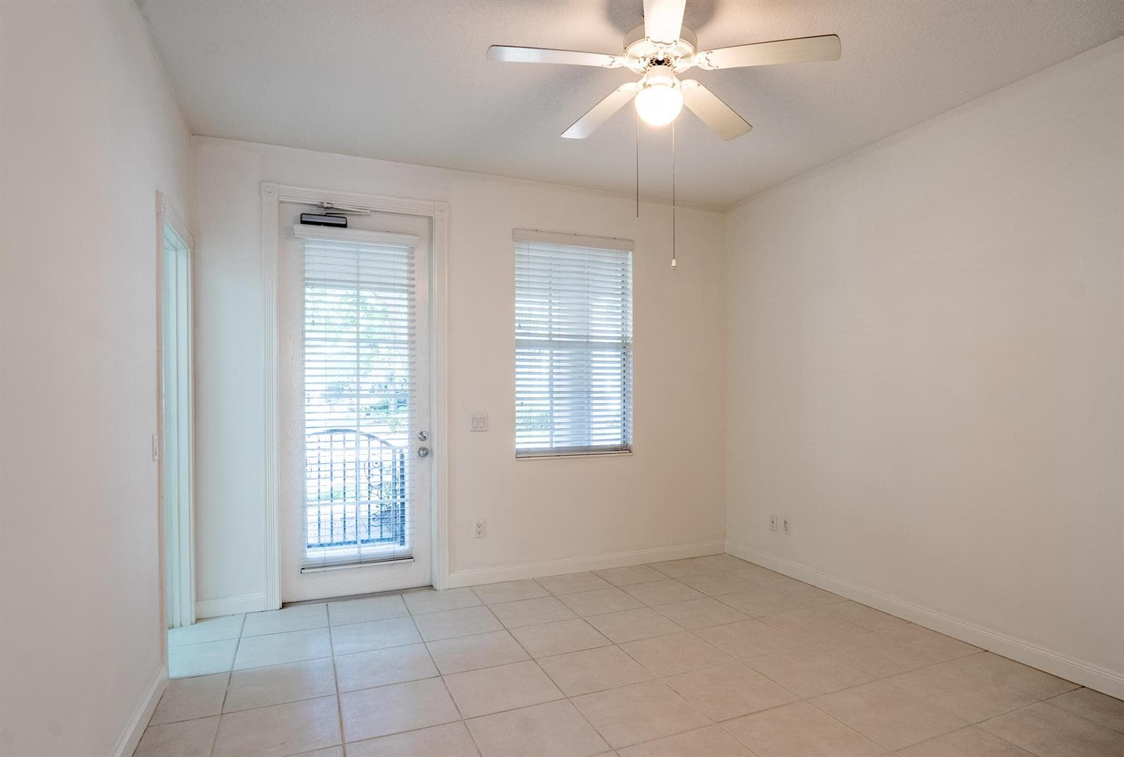 186 SORIANO Drive, Jupiter FL 33458 photo 5