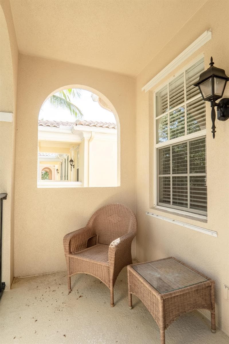 186 SORIANO Drive, Jupiter FL 33458 photo 4