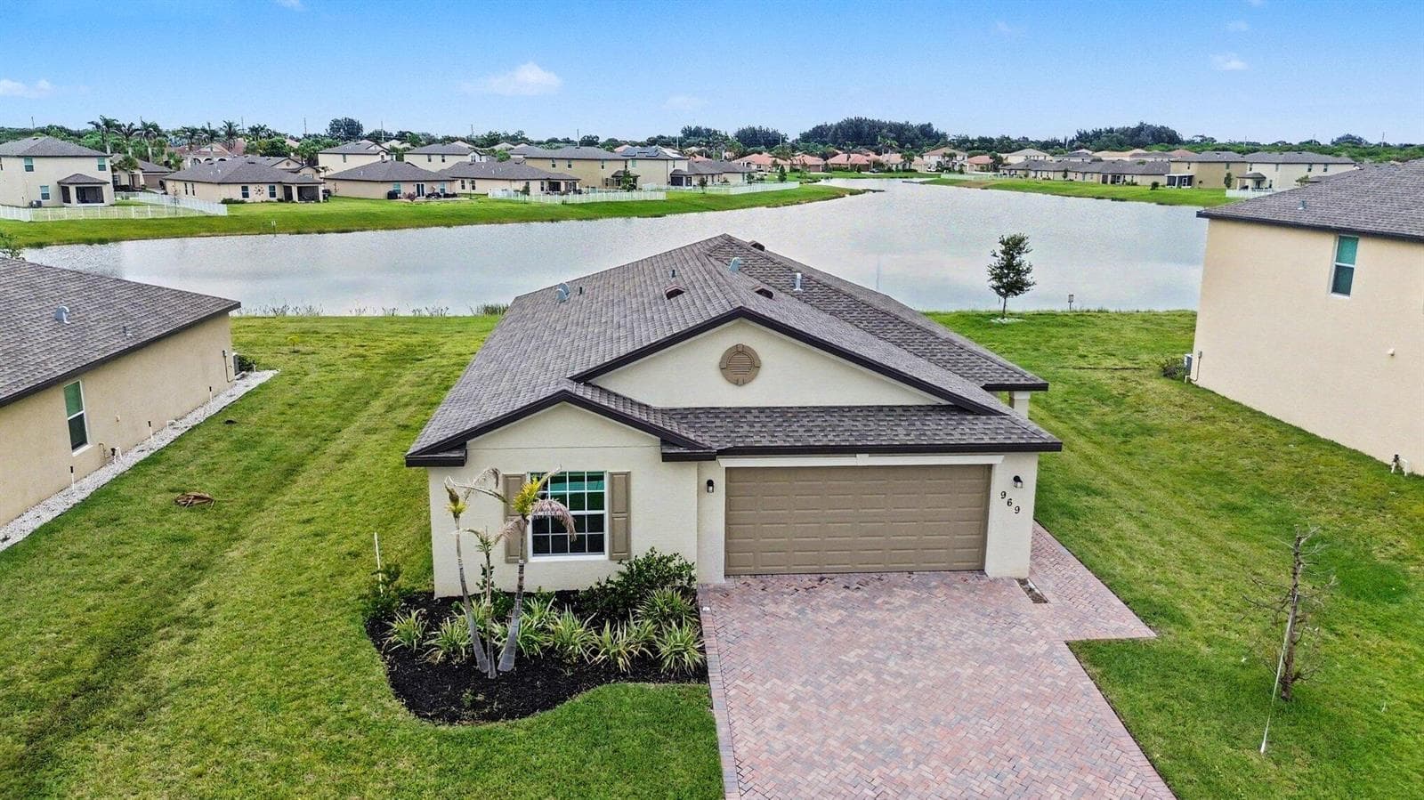 969 Bent Creek Drive, Fort Pierce, FL 34947 photo 5