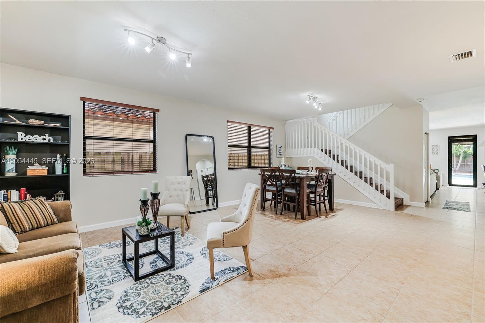 17670 SW 154th Pl, Miami FL 33187 photo 4