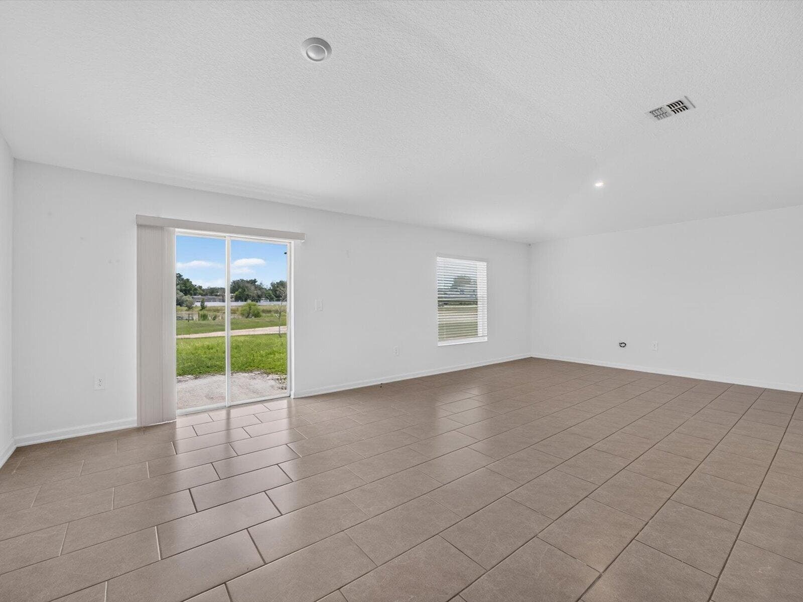 1119 James Paul Road, Davenport FL 33837 photo 5