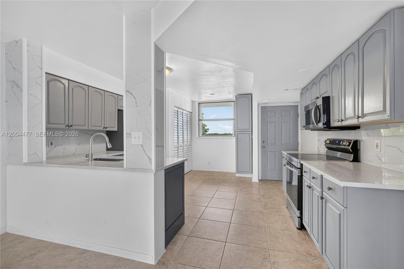 117 Lake Emerald Dr # 408, Oakland Park FL 33309 photo 4