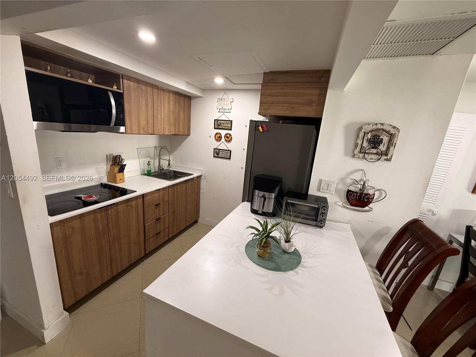 777 SW 9th Ave # 205, Miami FL 33130 photo 4