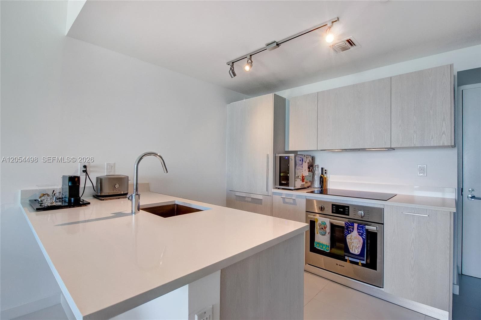 501 NE 31st St # 1502, Miami FL 33137 photo 5