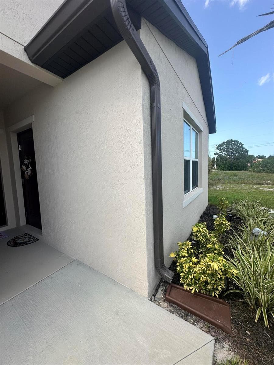 517 SW Halden Avenue, Port St. Lucie FL 34953 photo 4
