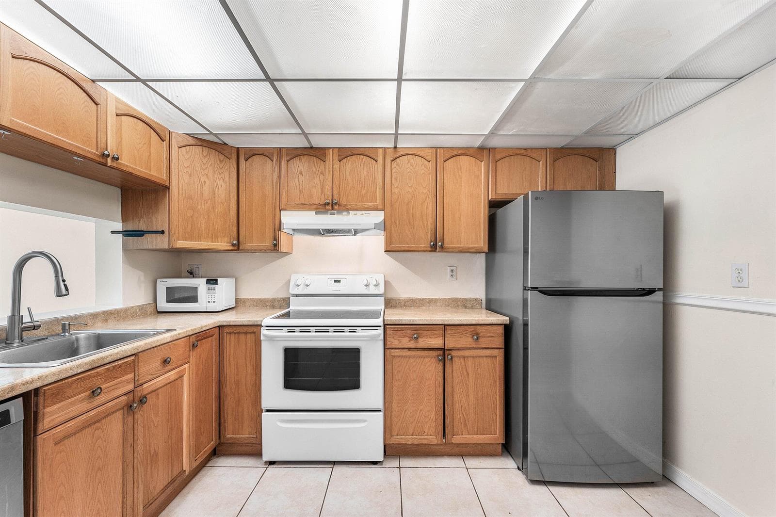 9050 NW 28TH Street # 112, Coral Springs FL 33065 photo 2