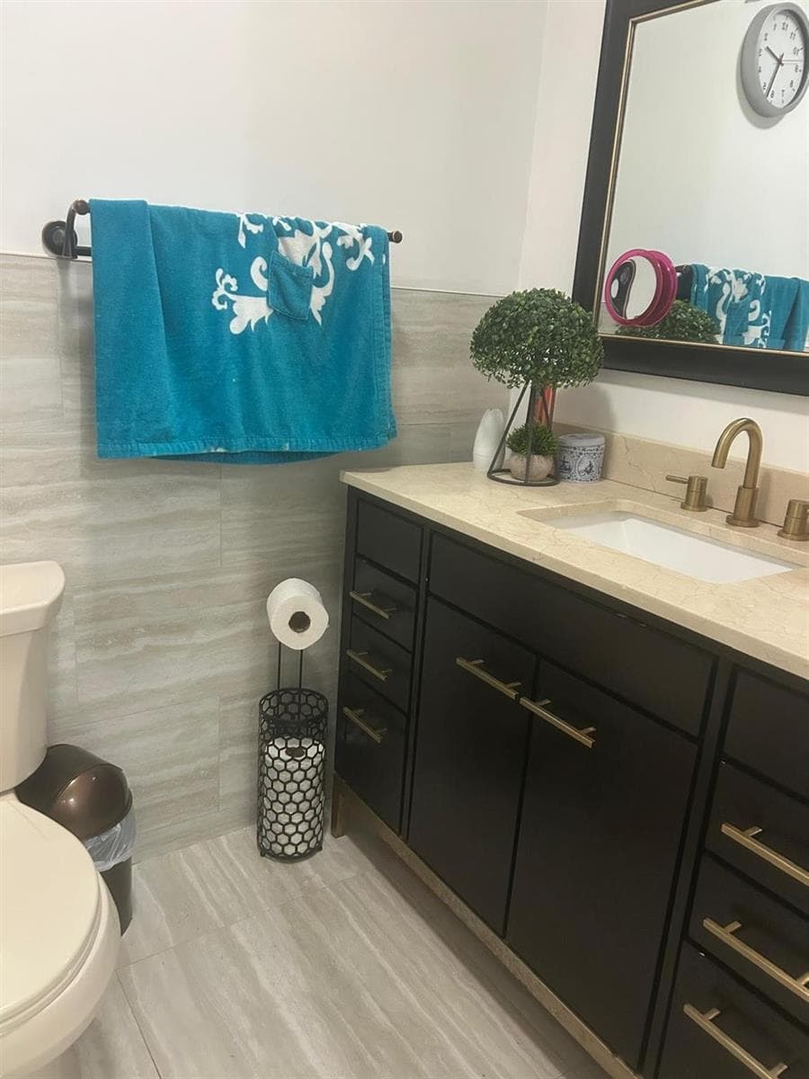 3 Greenway Village N # 202, Royal Palm Beach FL 33411 photo 4