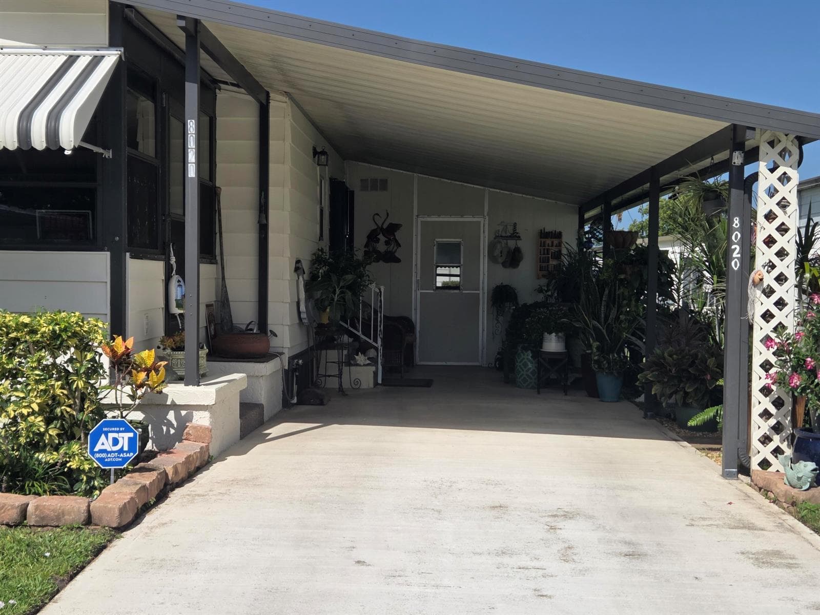 8020 SE Shenandoah Drive, Hobe Sound FL 33455 photo 2