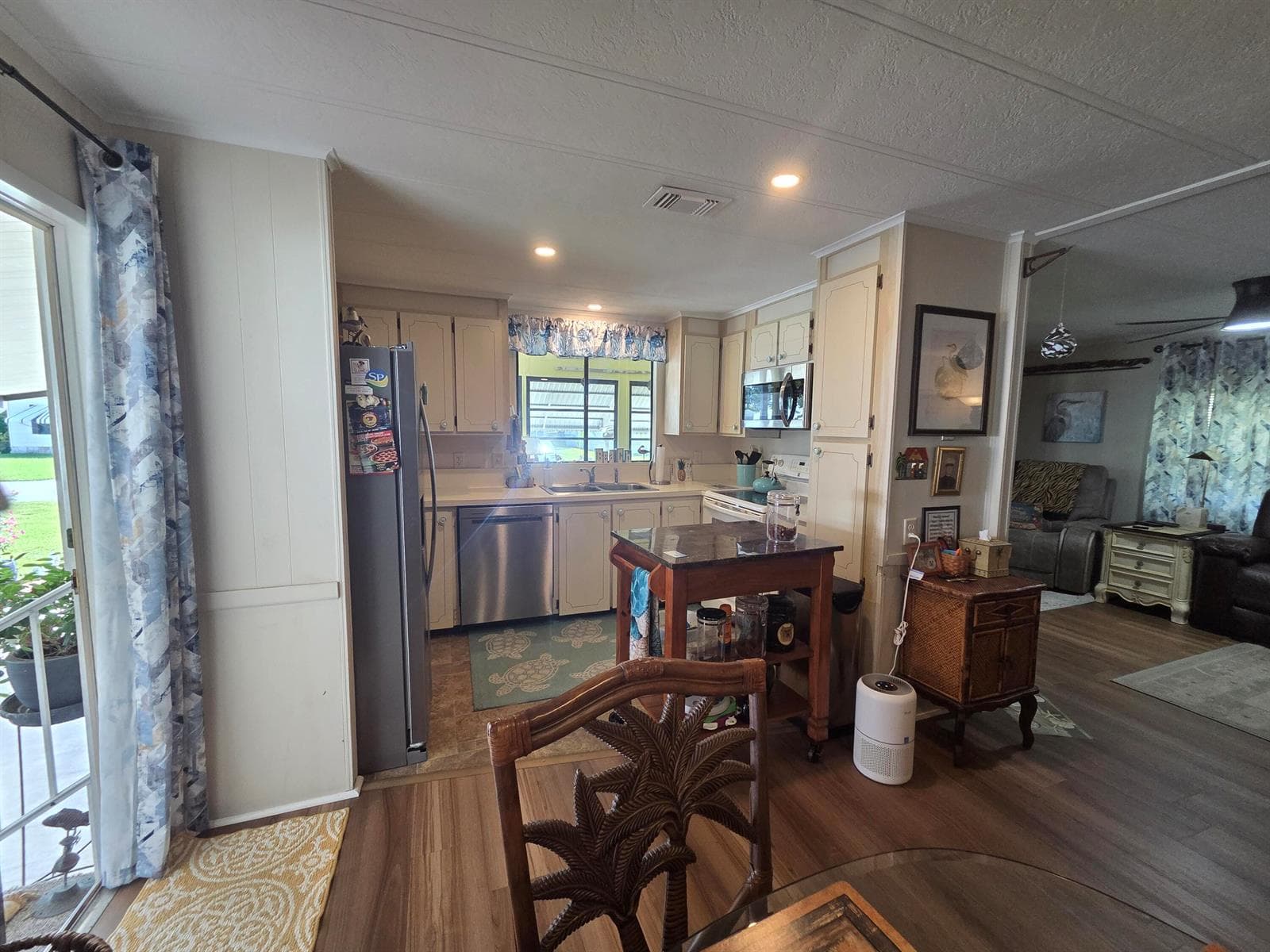 8020 SE Shenandoah Drive, Hobe Sound FL 33455 photo 5