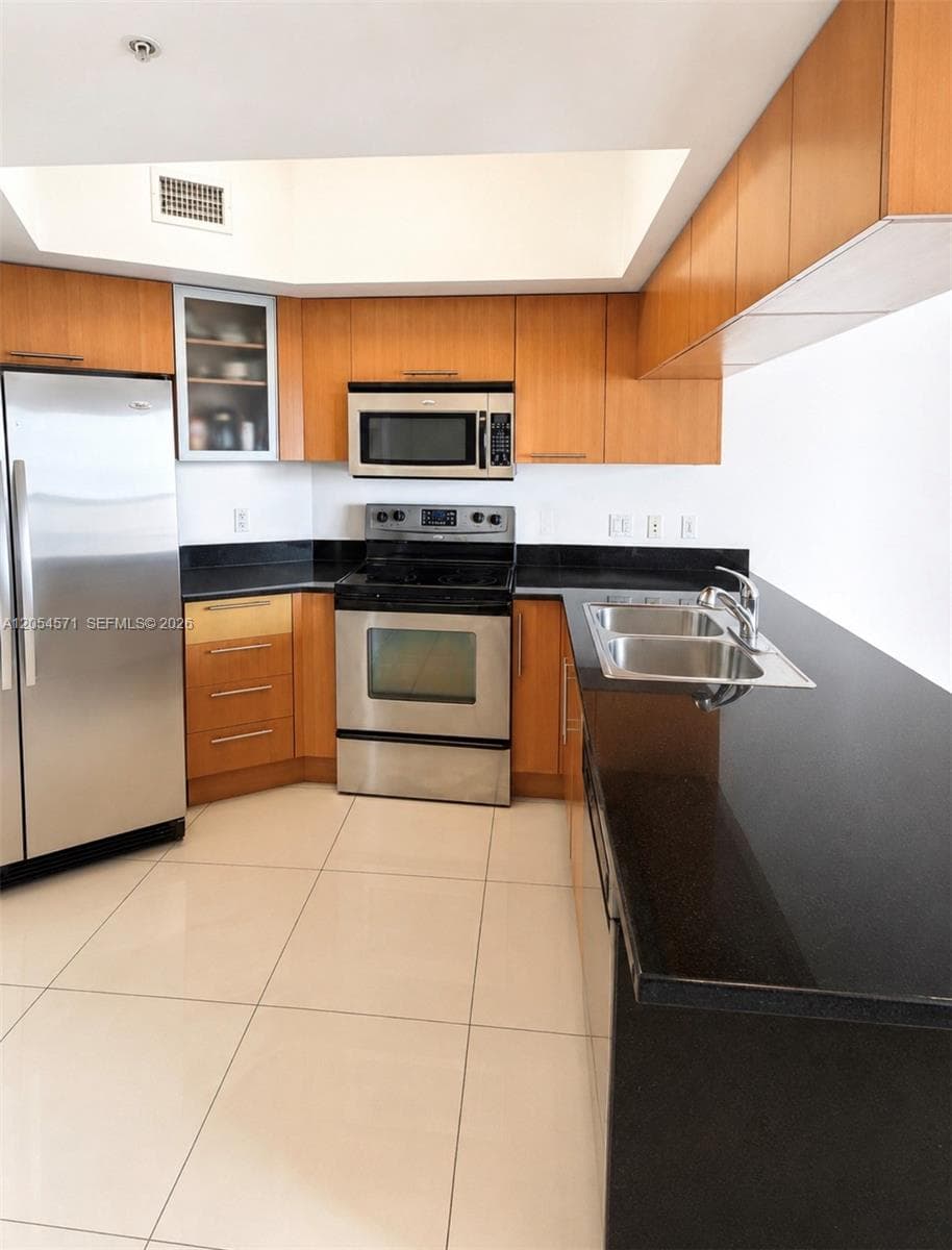 1750 N Bayshore Dr # 4201, Miami FL 33132 photo 2