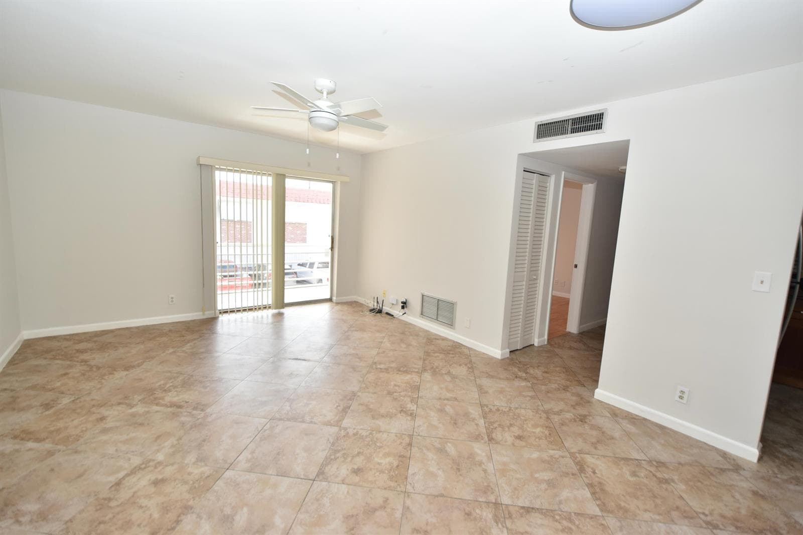 3550 NW 8TH Avenue # 312, Pompano Beach, FL 33064 photo 3