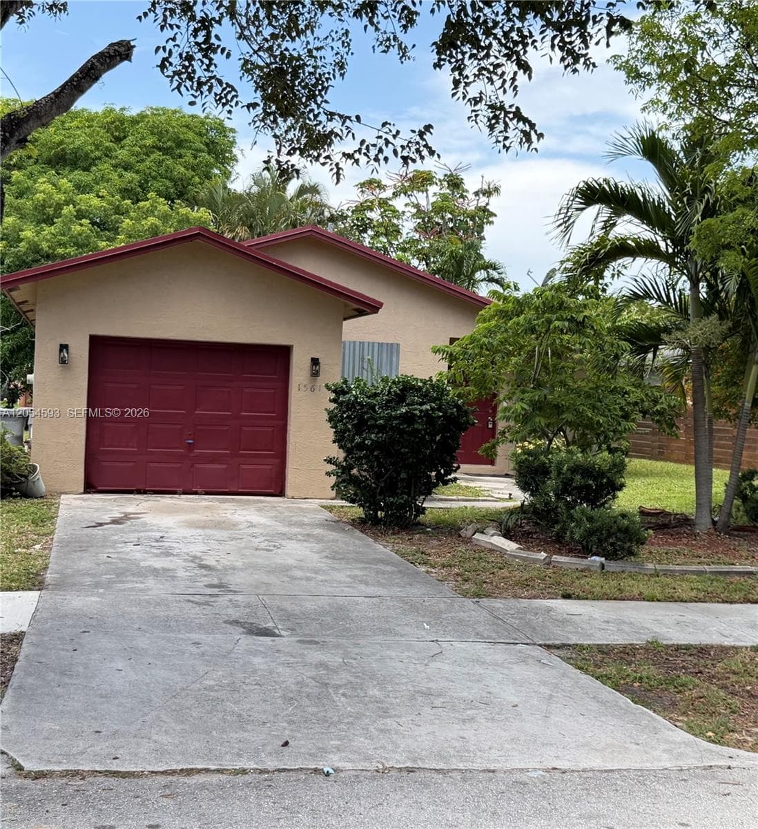 1561 NW 7th Ter, Pompano Beach FL 33060