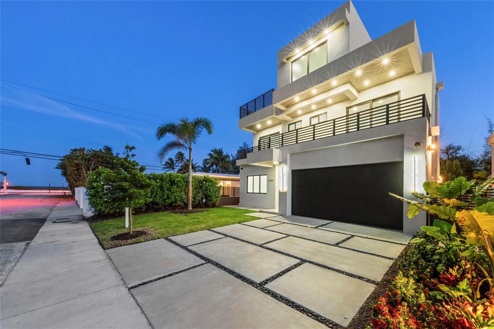 3320 NE 17TH Street, Fort Lauderdale FL 33305