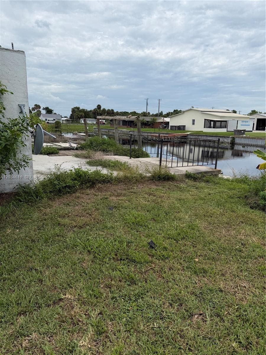 1053 Lantern Ln Okeechobee, Other City - In The State Of Florida FL 34974 photo 3