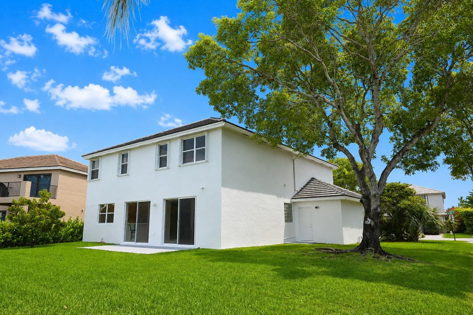 609 SW 167TH Way, Pembroke Pines FL 33027 photo 3