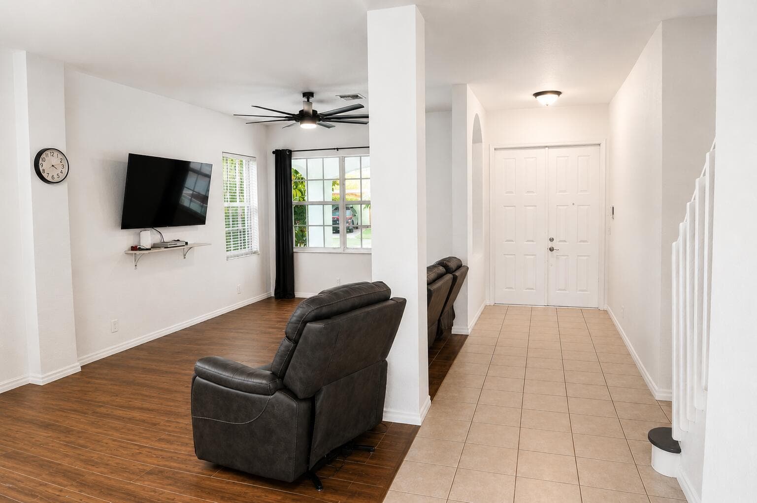 609 SW 167TH Way, Pembroke Pines FL 33027 photo 4