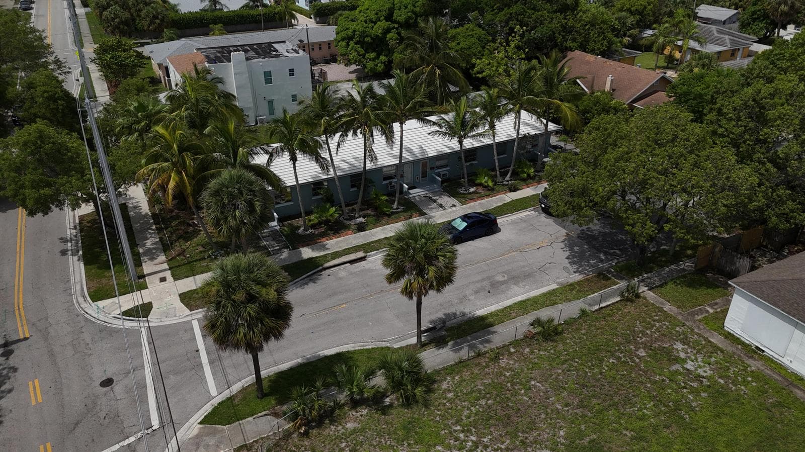 400 51st Street # 404, West Palm Beach FL 33407 photo 2