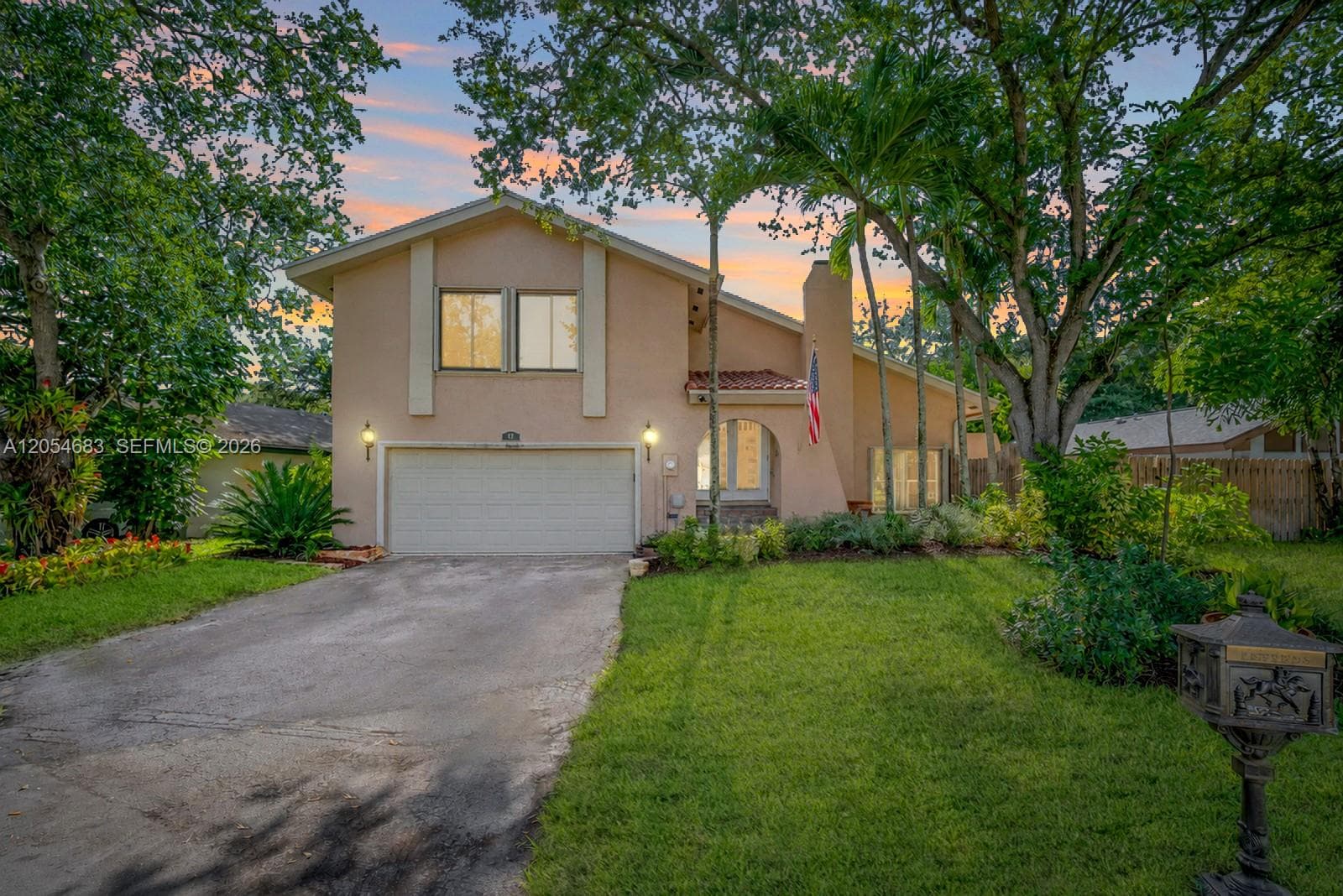 42 Birch Dr, Cooper City FL 33026 photo 2