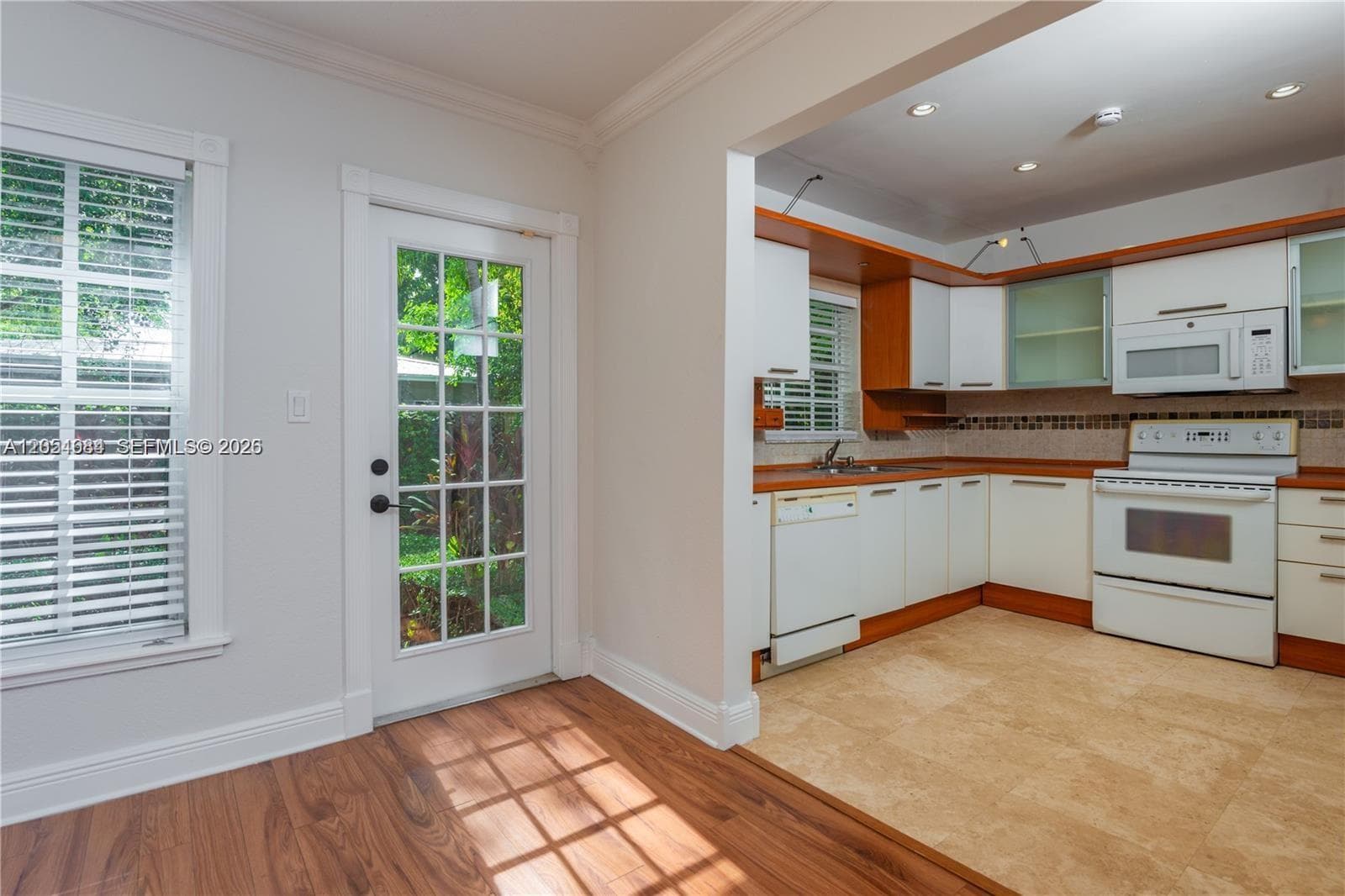 5490 SW 57 Ave, Miami FL 33155 photo 4