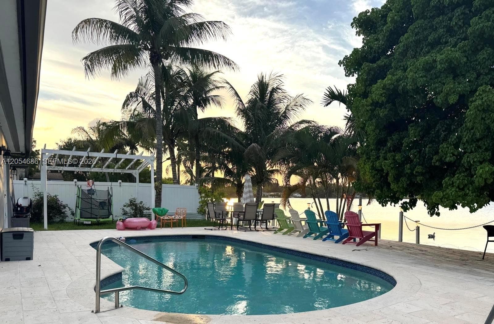 8641 NW 19th St, Pembroke Pines FL 33024