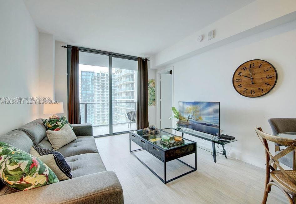 121 NE 34th St # 1603, Miami FL 33137 photo 4