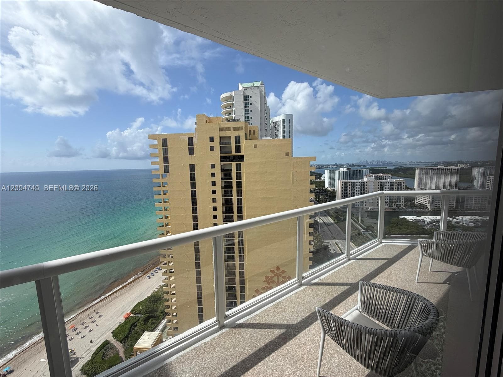16425 Collins Ave, Sunny Isles Beach FL 33160 photo 4