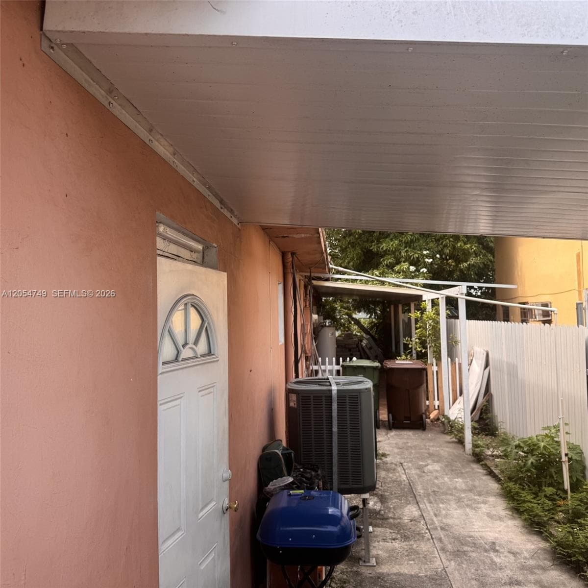758 E 20th St, Hialeah FL 33013 photo 3