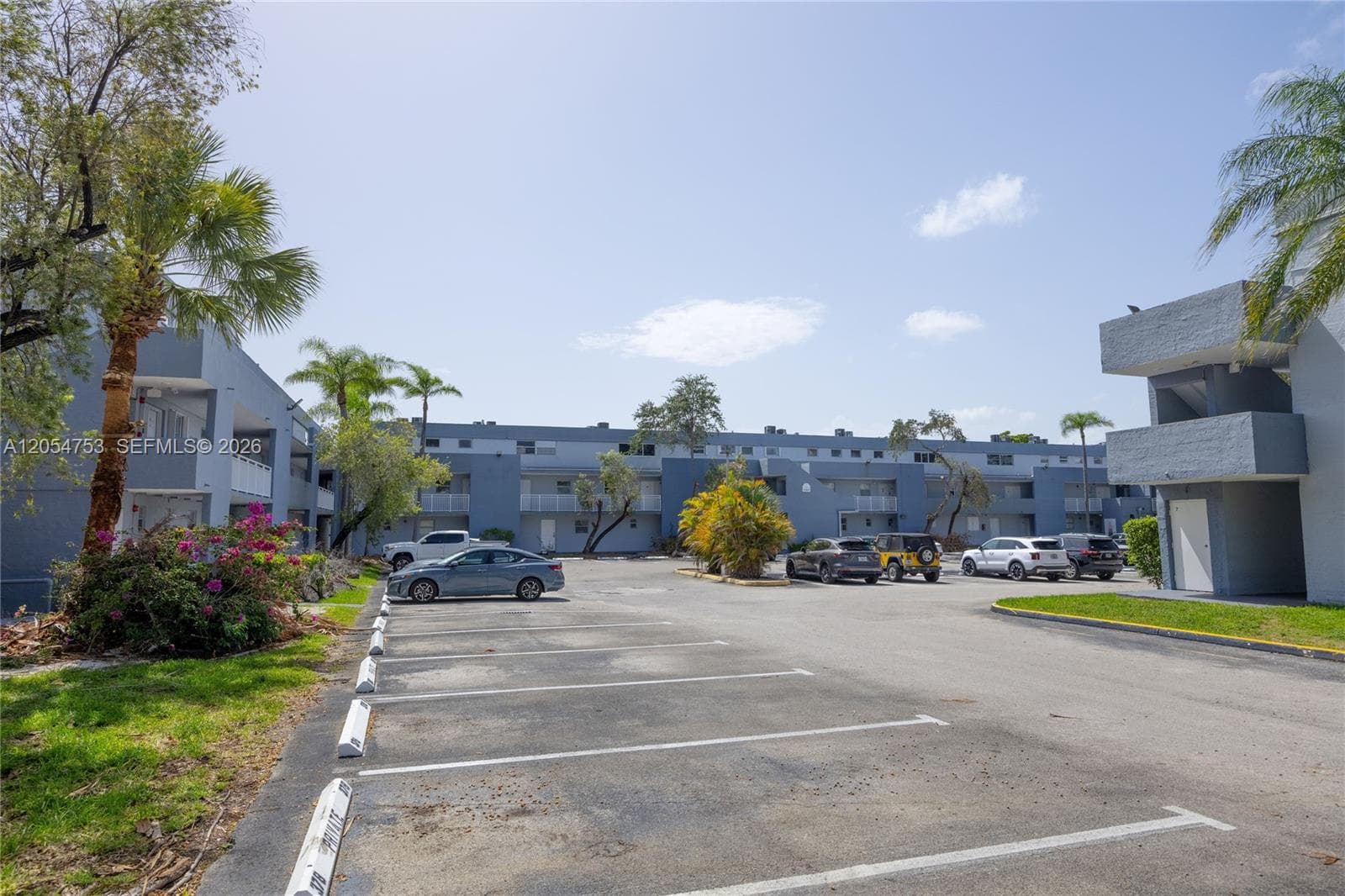 9365 Fontainebleau Blvd # E205, Miami FL 33172 photo 2