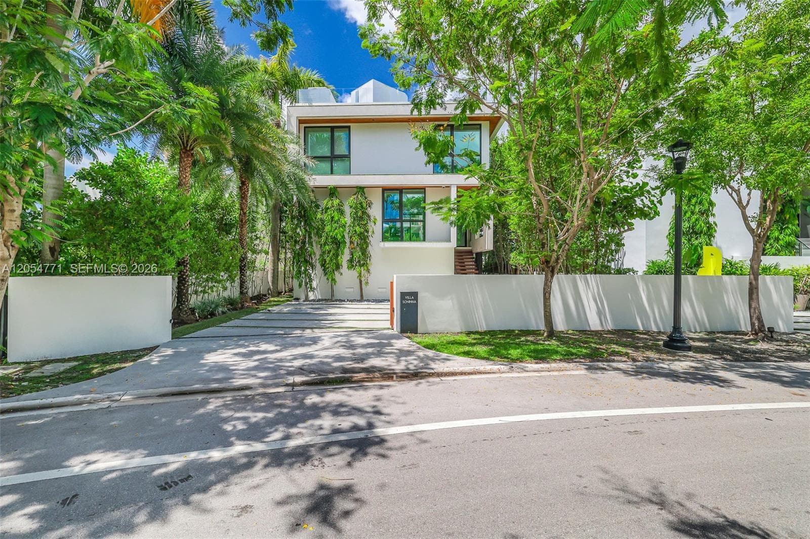 288 Palm Ave, Miami Beach FL 33139 photo 2