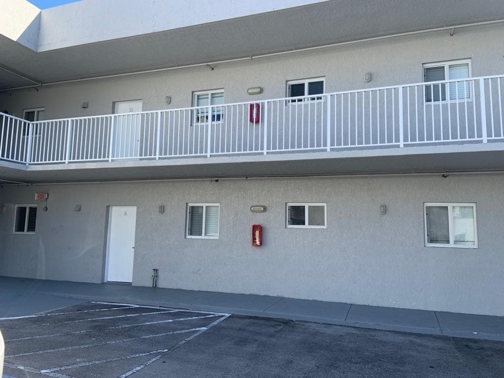750 SW 2nd Street # 11, Miami FL 33130